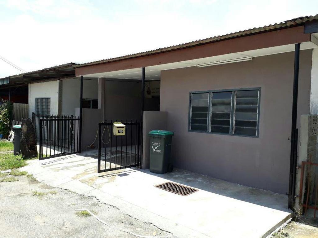 Jitra Homestay *